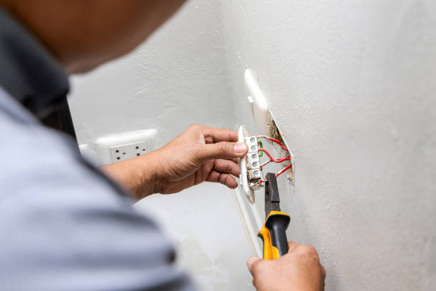 Best Ceiling Fan Installation Electrician  in Vero Beach, FL